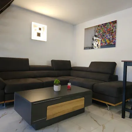 D&a Apartament Nečujam