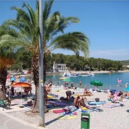 D&a Apartment Necujam